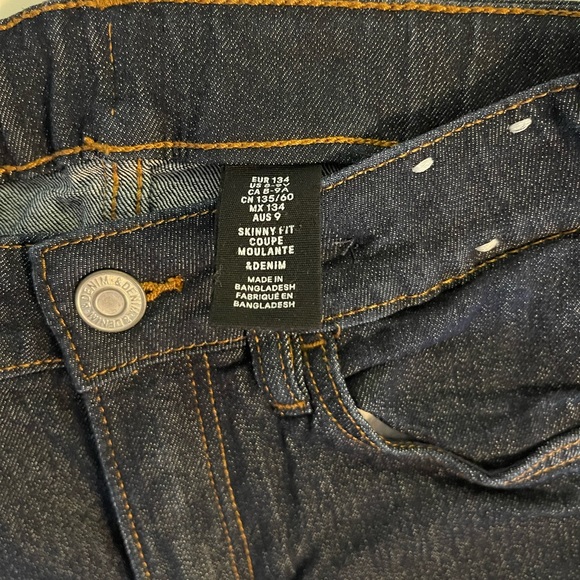 Jeans - Picture 5 of 5